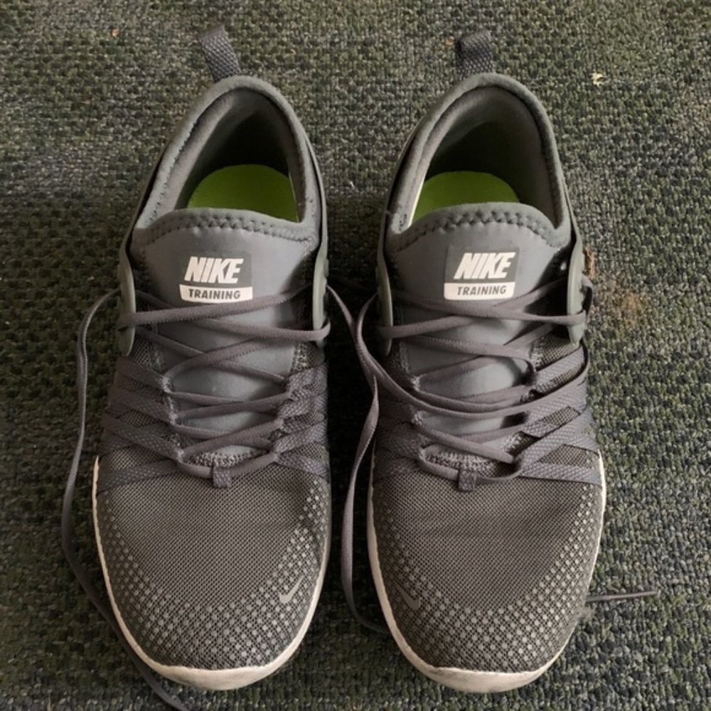 ❤️Nike Gray Mesh Training Shoes 8